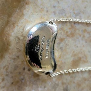 Tiffany & Co - 18k Gold Necklace - Elsa Peretti Bean Necklace
